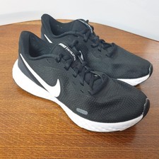 Nike Revolution 5 Trainers