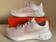 Women’s Nike Revolution 6 NN