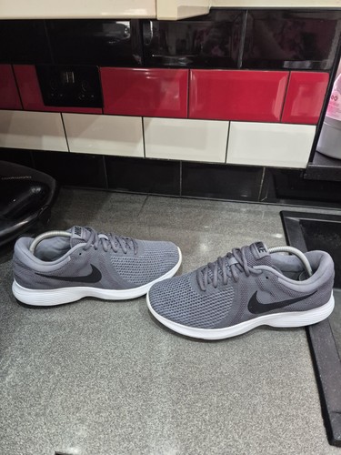Nike revolution trainers - nike,