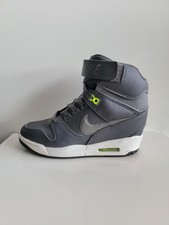 NIKE AIR REVOLUTION SKY HI