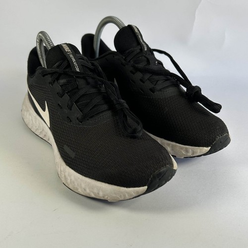 Nike revolution 5 - 🔥,