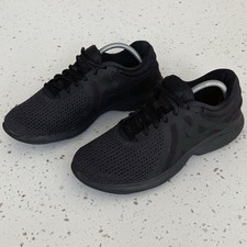 Nike Revolution 4 Running