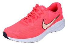 Nike Womens Revolution 7