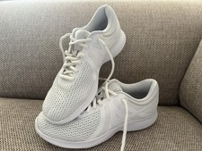 Nike Revolution 4 White