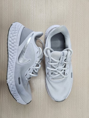 Nike revolution white - revolution,